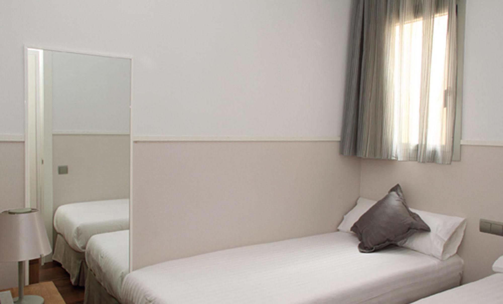 Mh Apartments Center Barcelona Cameră foto